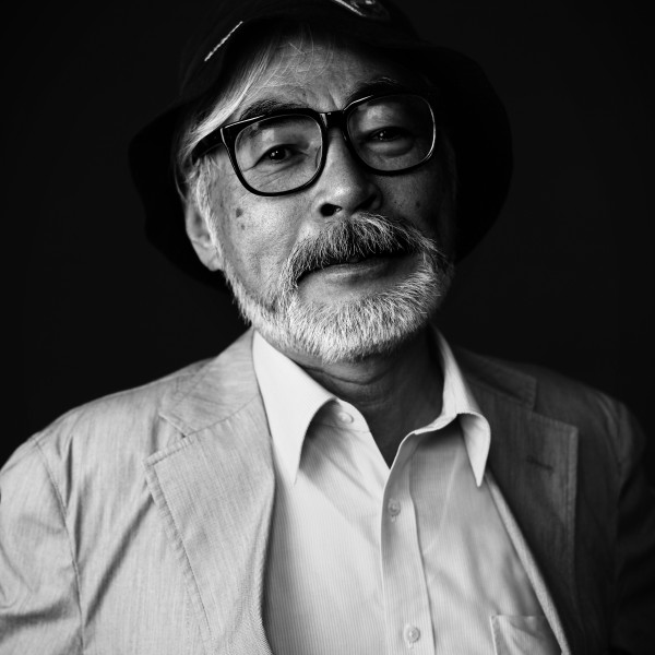 Photo d'Hayao Miyazaki en noir et blanc